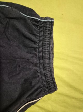 Pantalón corto colegio H. Hijos de la Caridad