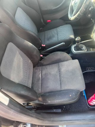 SEAT Leon 2004