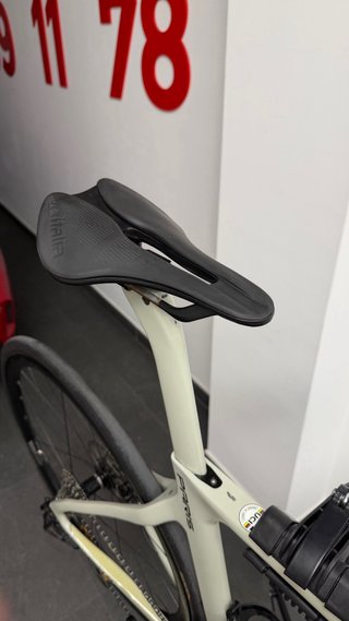 Pinarello Paris 2022 Asteroid T53