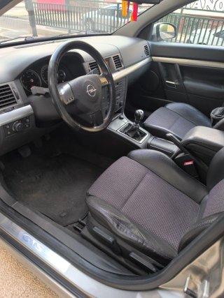 Opel Vectra 2005