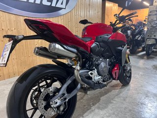 Ducati Streetfighter V2 S