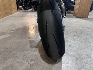 Ducati Streetfighter V2 S