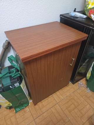 Mesa máquina de coser de madera