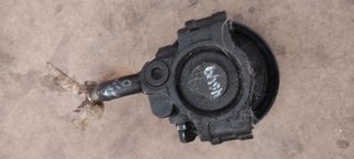 Bomba dirección XS4E3A733 Ford Mondeo I Hatchback