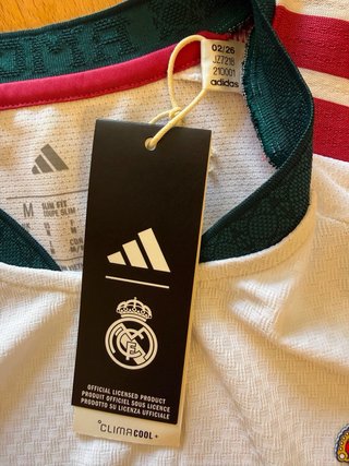 Primera equipación Authentic M