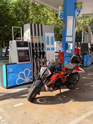 KTM 1290 Super Duke R 2021 NAKED