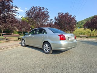 Toyota Avensis 2004