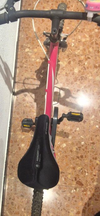 Bicicleta CONNOR ROCKET niña 6-10 años