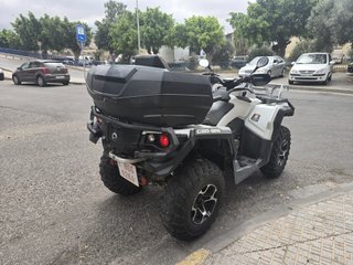 Can-Am Outlander Quad Negro/Blanco