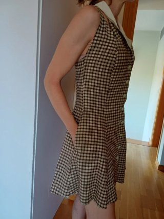 Vestido retro con cuello