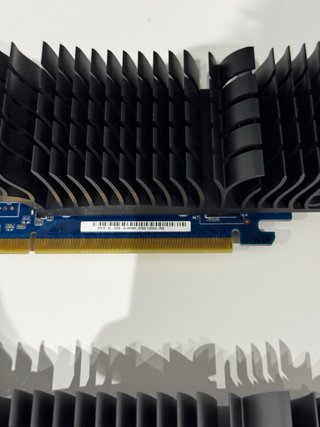 2 Tarjetas Gráficas ASUS GT 610 2GB