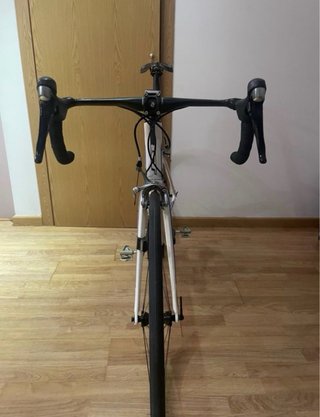 Bicicleta de carretera GT