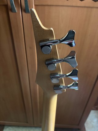 Bajo Ibanez EX Series Rojo