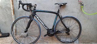 Bicicleta Pinarello Negra