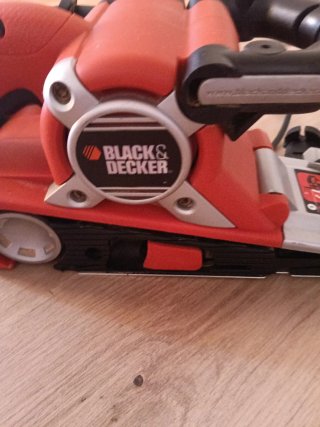 Lijadora de banda Black & Decker 720W