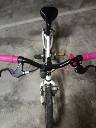 Bicicleta infantil B'TWIN blanca