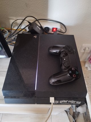 Consola PS4 sSony Negra