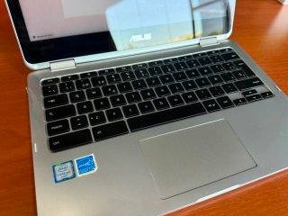 Portátil ASUS C302C