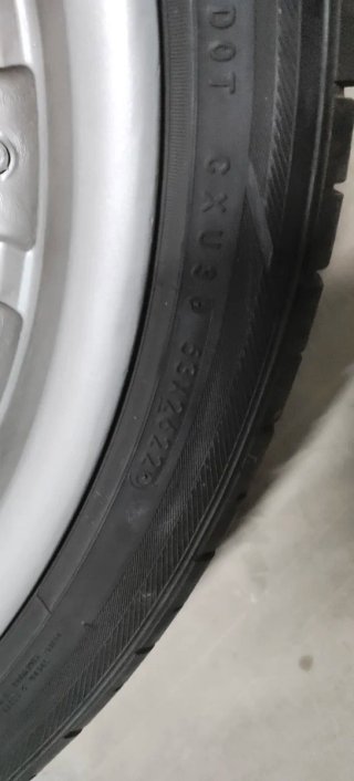 Llantas de aleación plateadas de 285/35/R22 106Y