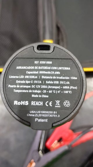 Arrancador Batería Coche C/Linterna 8000mAh Cofan