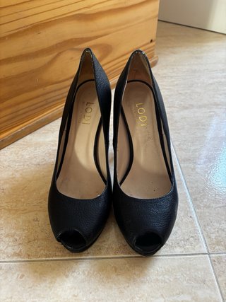 Zapatos de tacón negros