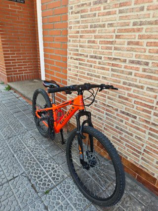 Bicicleta Moma BTT 24 Naranja