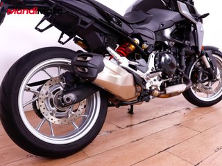 BMW F 900 R