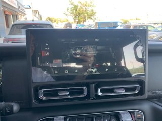 Yudo 6 2.0 L Adventurer 4WD