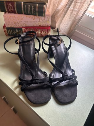 Sandalias tacón Parfois negras