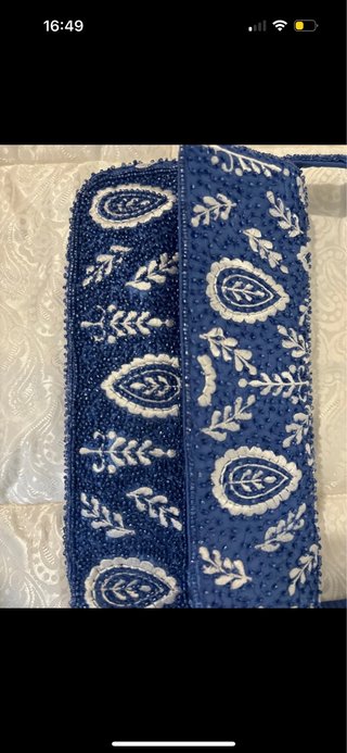 Bolso de mano con cuentas