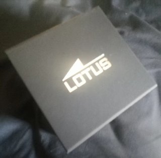 Caja vacía reloj Lotus negra