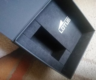 Caja vacía reloj Lotus negra