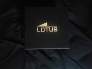 Caja vacía reloj Lotus negra