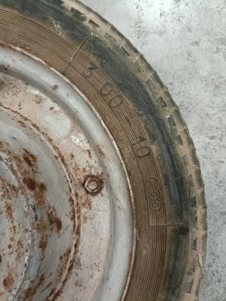 Llanta usada Vespa 50