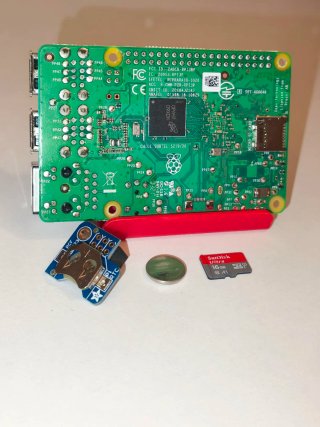 Raspberry PI 3B+ con 16Gb Sandisk y PiRTC clock