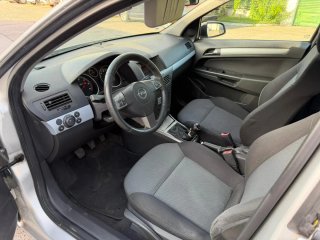 Opel Astra 2006