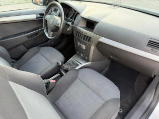 Opel Astra 2006