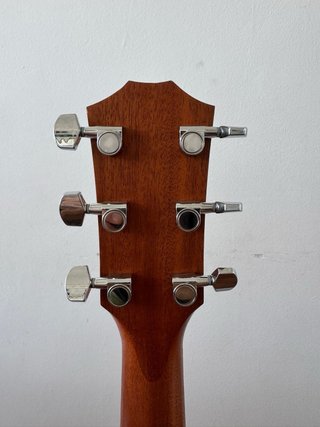 Guitarra Taylor 210ce año 2020 ( como nueva )