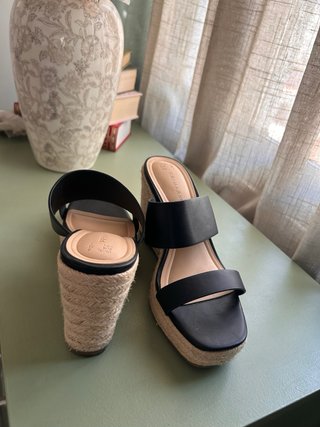 Sandalias de esparto negras y beige