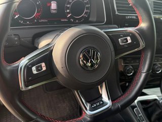 Volkswagen Golf GTI Performance 2.0 TSI (245 CV)