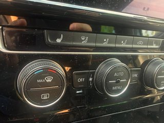 Volkswagen Golf GTI Performance 2.0 TSI (245 CV)