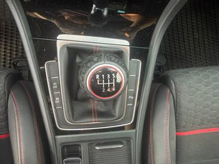 Volkswagen Golf GTI Performance 2.0 TSI (245 CV)