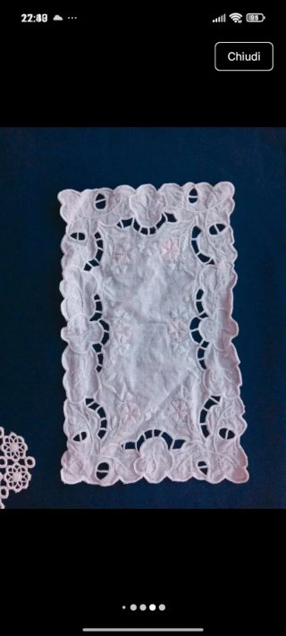 Centrini in cotone bianchi