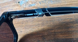 Occhiali da sole neri eleganti