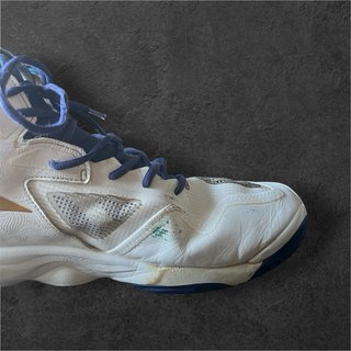 Mizuno Wave Momentum 3 Mid EU 45 Pallavolo