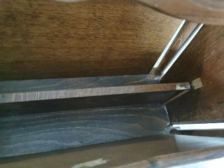 Revistero de madera vintage