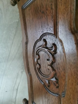 Revistero de madera vintage