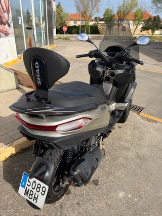 Piaggio MP3 400 Hpe