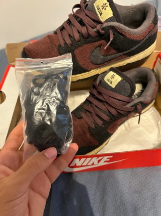 Nike Dunk Low SE Burgundy Crush/Dk Smoke Grey