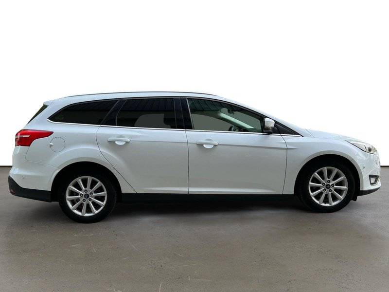 Ford Focus Sportbreak 1.0 Ecoboost Auto - S&S Trend+ 2016, foto 4